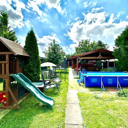 Apartman Sen Petrov Zewnętrze zdjęcie