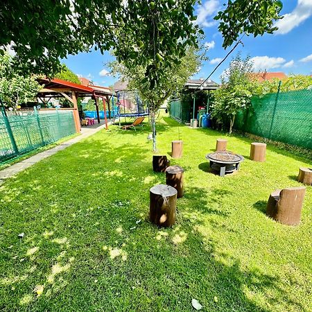 Apartman Sen Petrov Zewnętrze zdjęcie